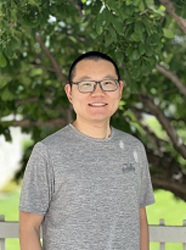 Huiquan Duan headshot