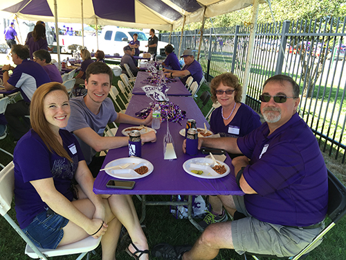 Family tailgating at ArtSci event